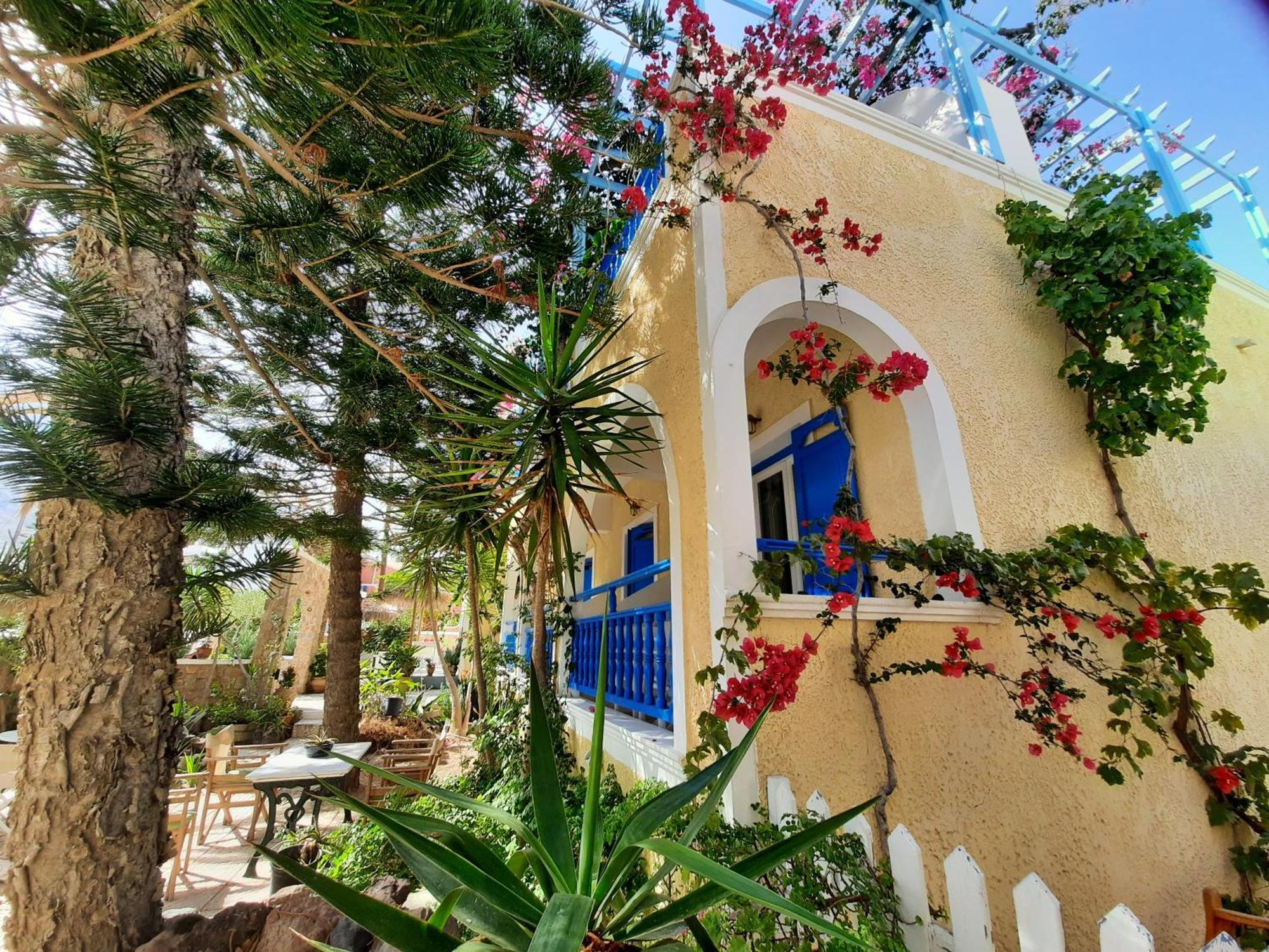 Hotel Zeus Kamári 외부 사진