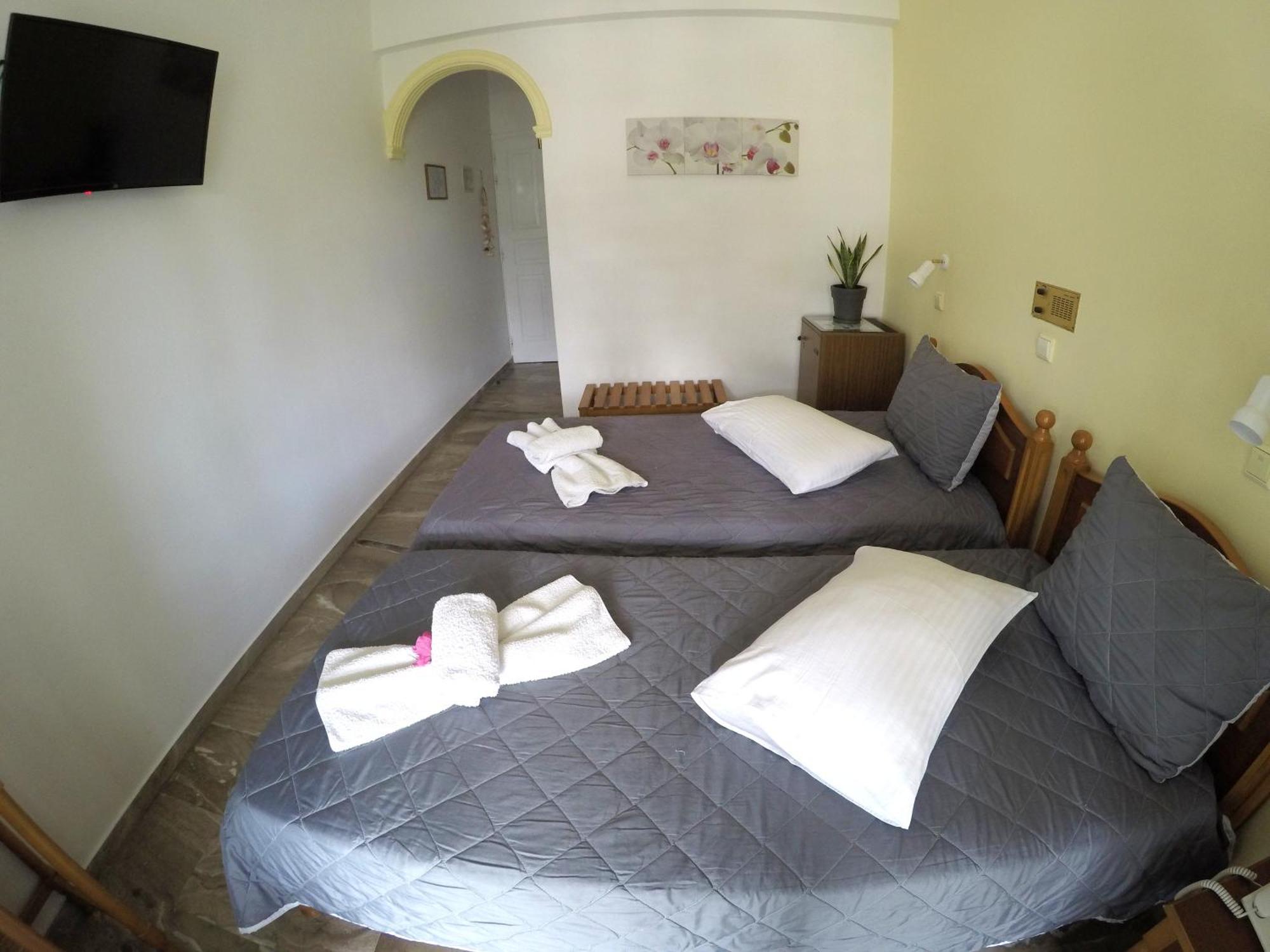 Hotel Zeus Kamári 객실 사진